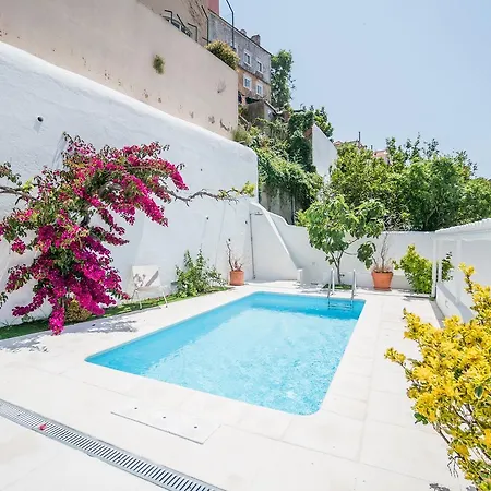 Castle Magnificent Terrace & Pool Διαμέρισμα Lisboa