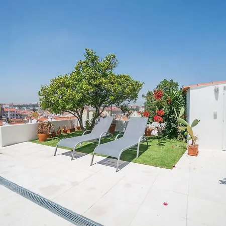 Apartment Castle Magnificent Terrace & Pool Lisbon