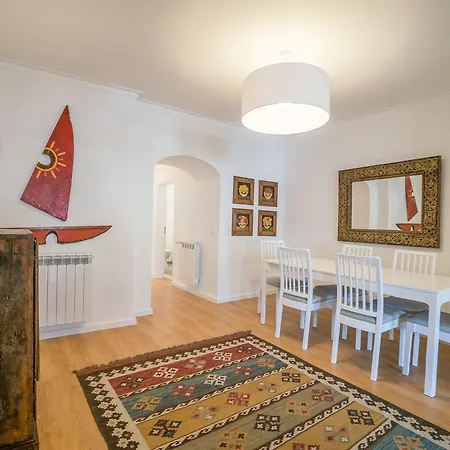Castle Magnificent Terrace & Pool Apartment *